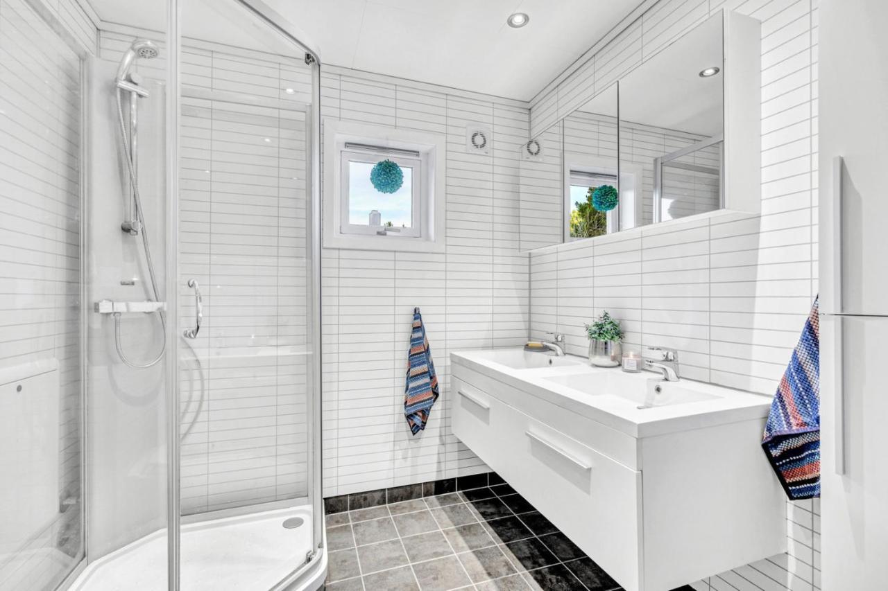 Private Room In Shared Apartment Trondheim Exterior photo